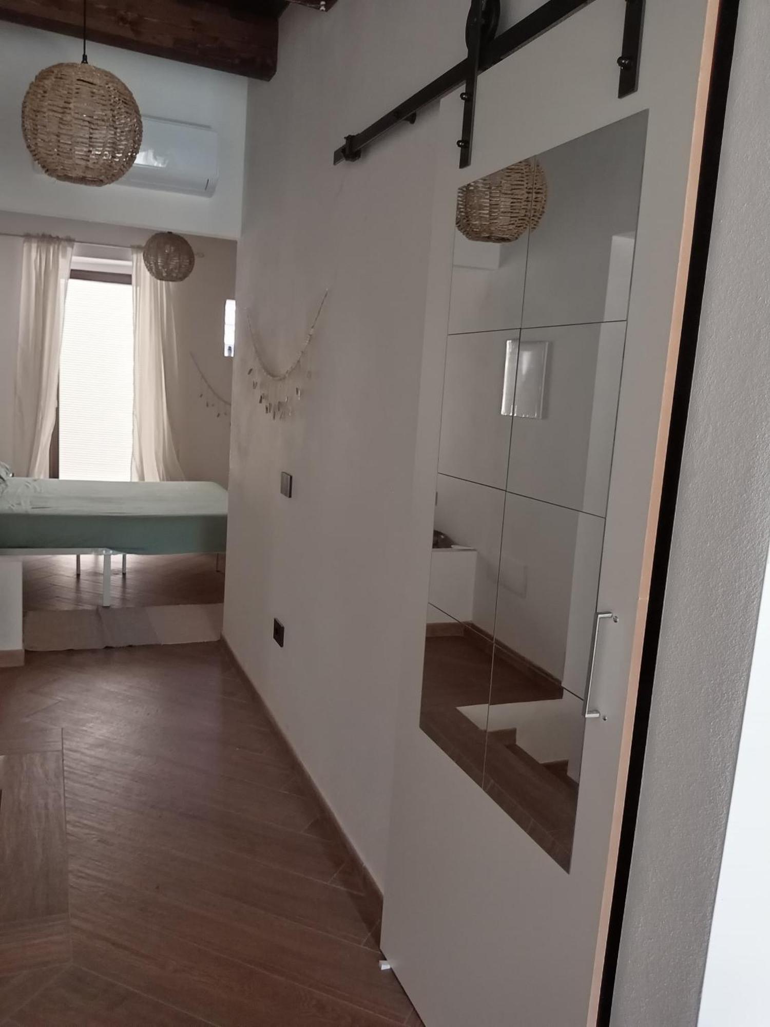 La Casa Di Carlotta Apartment Иглесиас Екстериор снимка