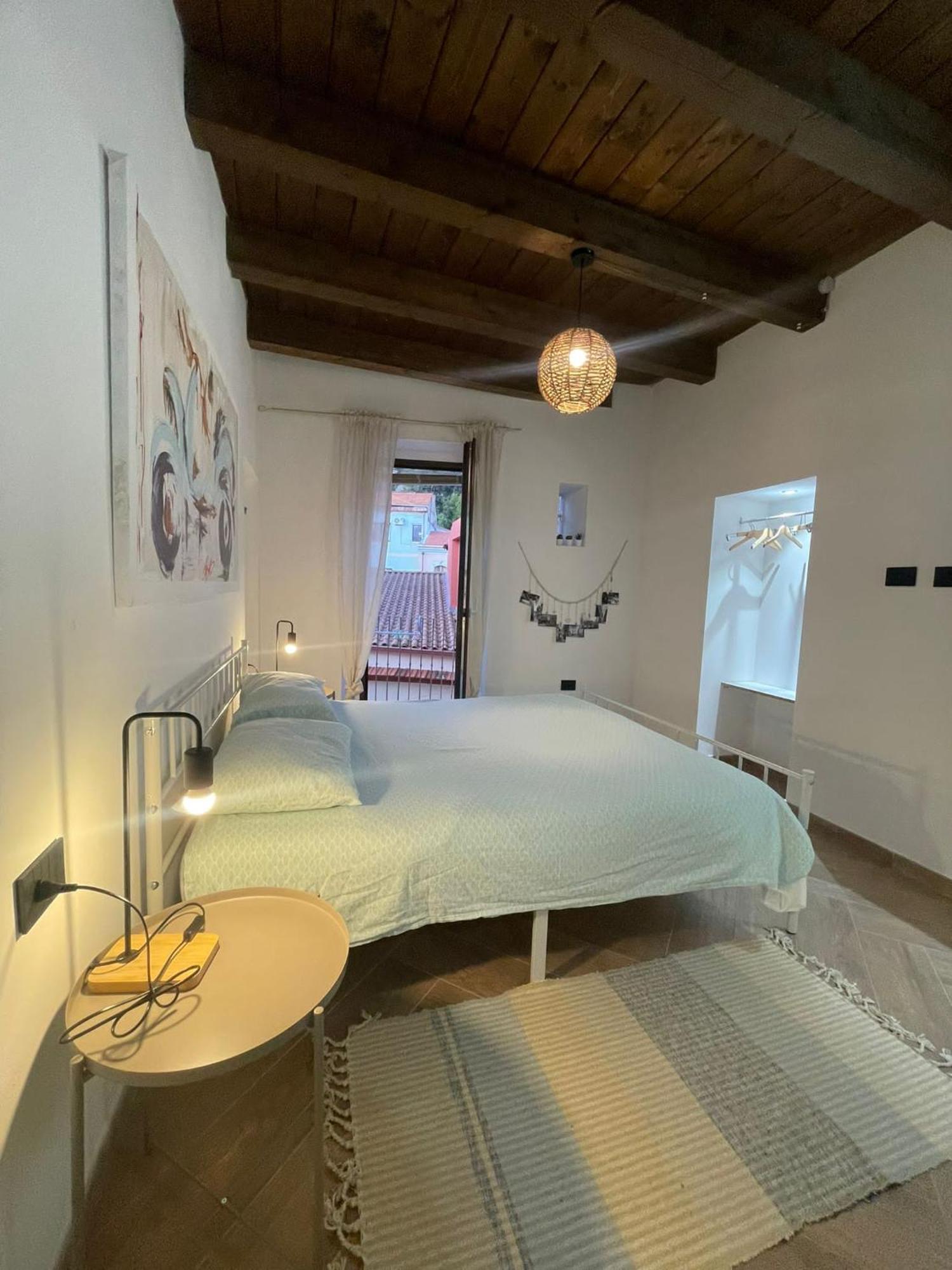 La Casa Di Carlotta Apartment Иглесиас Екстериор снимка